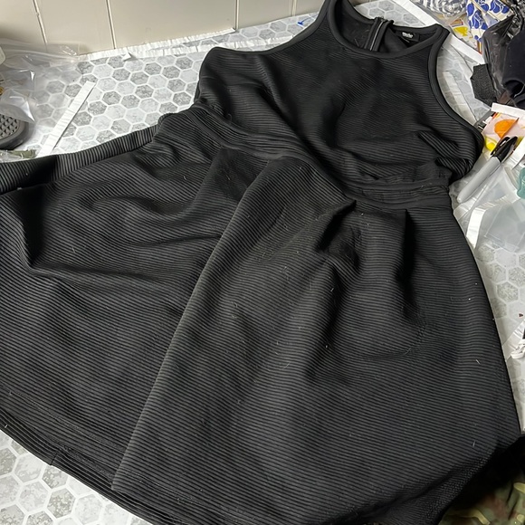 Mossimo Supply Co. Dresses & Skirts - Mossimo Large Black Zip Up Back Dress Fit and Flare